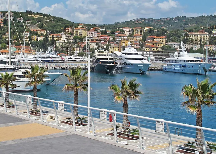 Lägenhet Pinarello By Interhome